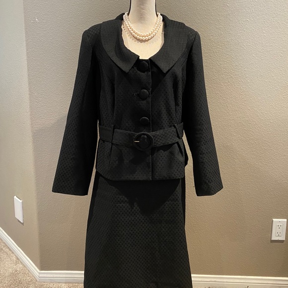 Women’s Black Skirt Suit SET - Picture 1 of 3
